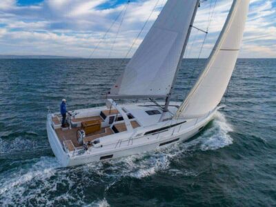 Oceanis 51.1 white hull