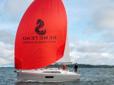 Oceanis 30.1 red sail