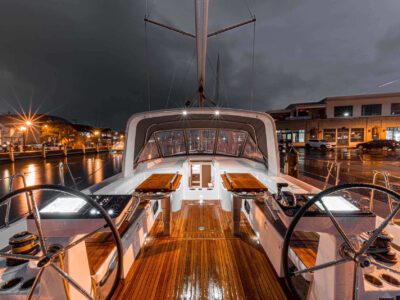 Oceanis Yacht 54 cockpit